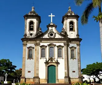 Descubra a Igreja de Nossa Senhora do Rosário e São Benedito em Cuiabá