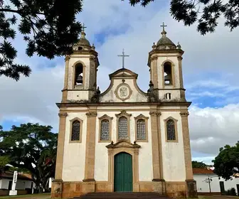 Descubra a Igreja de São Gonçalo do Porto em Cuiabá - MT
