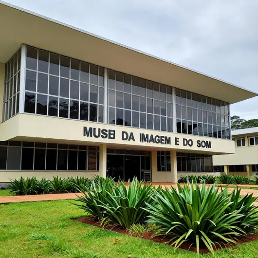 Descubra o Museu da Imagem e do Som