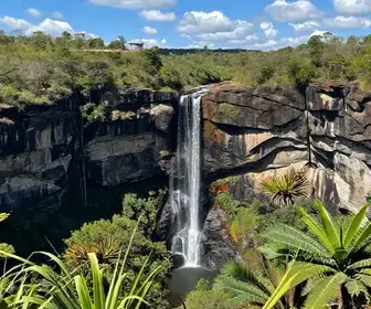 Explorando a Cachoeira Véu de Noiva: Um Mirante Imperdível na Chapada dos Guimarães